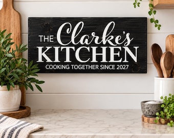 Plaque de cuisine personnalisée, plaque en bois avec nom de famille, décoration de cuisine avec année de fondation, cadeau de pendaison de crémaillère