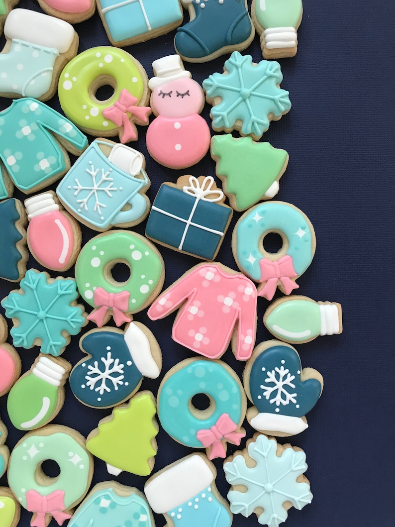 Set of 10! Christmas Mini Cookie Cutters