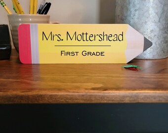 Teacher Gifts, Pencil Teacher Classroom Sign, Personalized Desktop Sign, Personalized Teacher Gift, Back to School, Teacher Pencil Name Sign