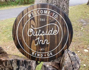 Wood Signs, Round Wooden Sign, Personalized Sign, Family Name Sign, Rustic Decor, Rustic Wedding Decorations, Wedding Gift