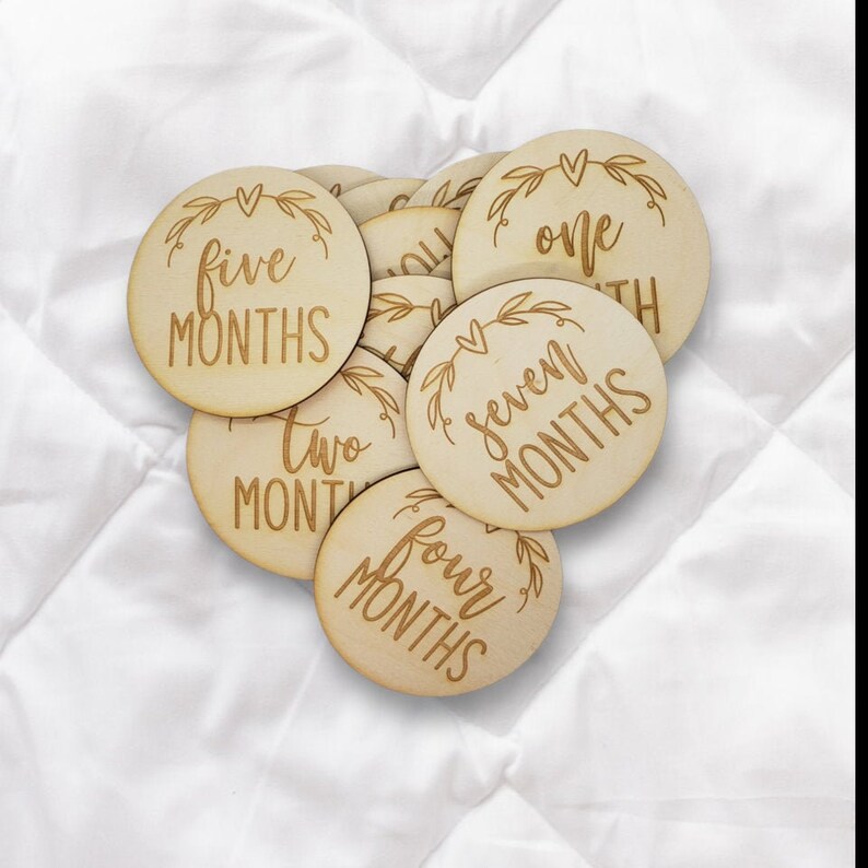 Wooden Baby Milestone Markers Newborn Gift Wooden Monthly Milestone Cards Personalized Milestone Cards Baby Milestone Blocks