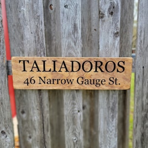 Wooden Signs, Welcome Signs, Camp Signs, Cottage Signs, Personalized Family Name Sign, Engraved Wood Sign, Rustic Decor, Custom Engraved