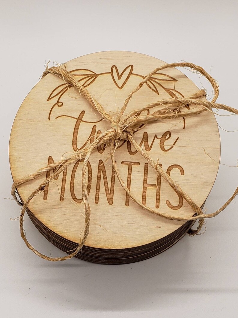 Wooden Baby Milestone Markers Newborn Gift Wooden Monthly Milestone Cards Personalized Milestone Cards Baby Milestone Blocks