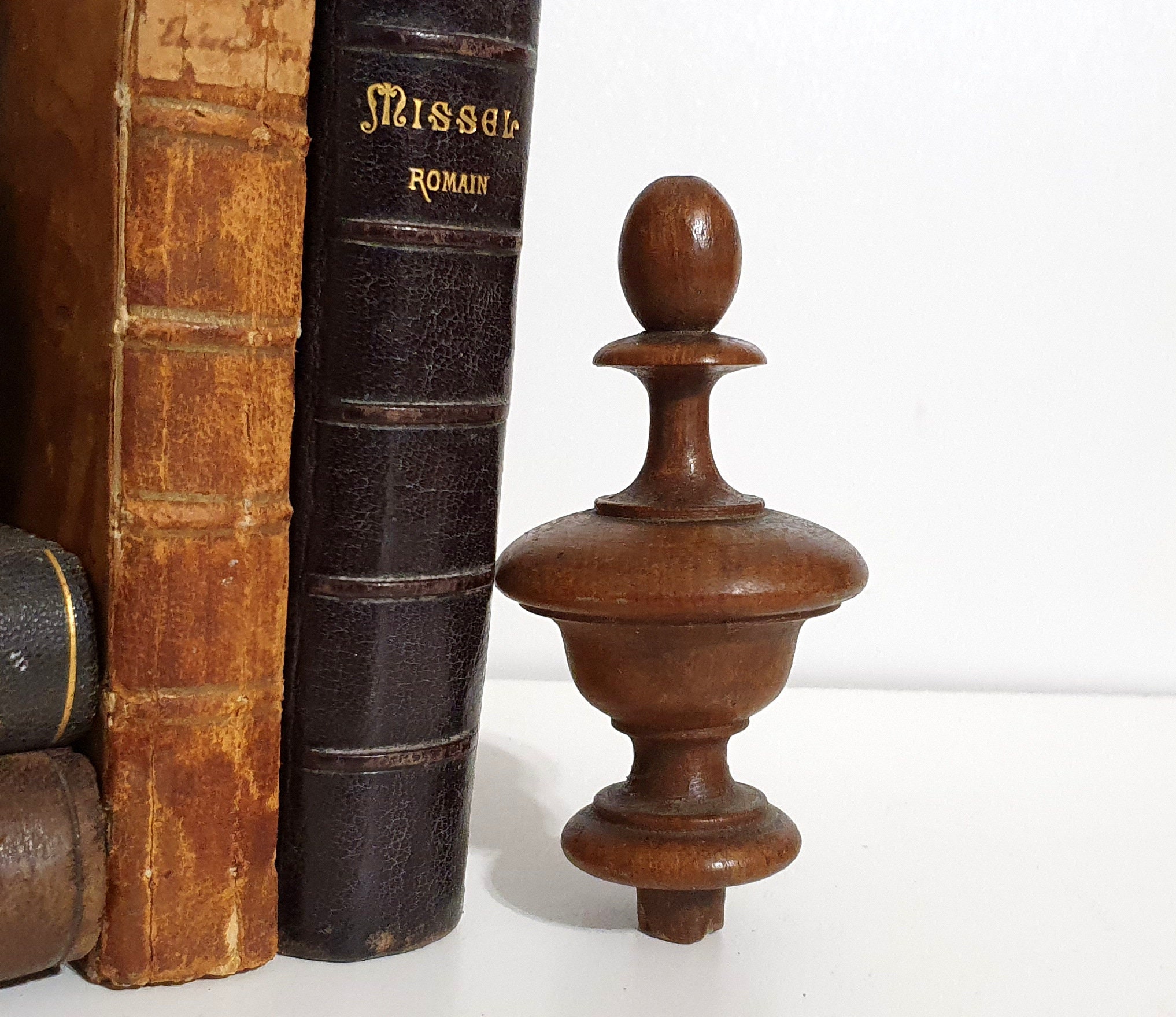 Antique wood finial Set of 2 Pediment bed post grandfather clock shelf