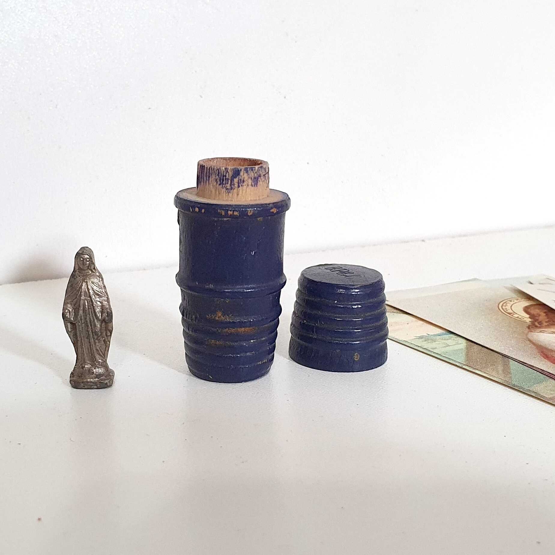 statue de Poche Miniature Sanctuaire Antique Miraculeuse Vierge Marie Figurine Dans Un en Bois