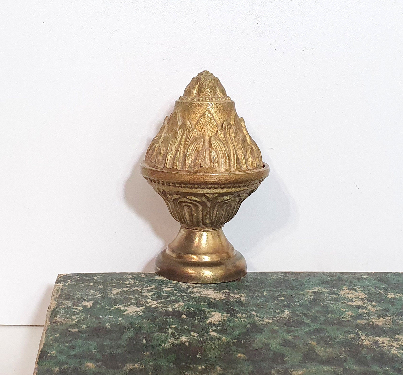 Ancien Bronze Post Finial Français Topper Décoratif Pour Meubles Escalier Lit