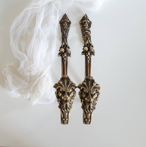 Lion Figure 2 Antique Chateau Bronze Curtain Tie Back Hooks Etsy