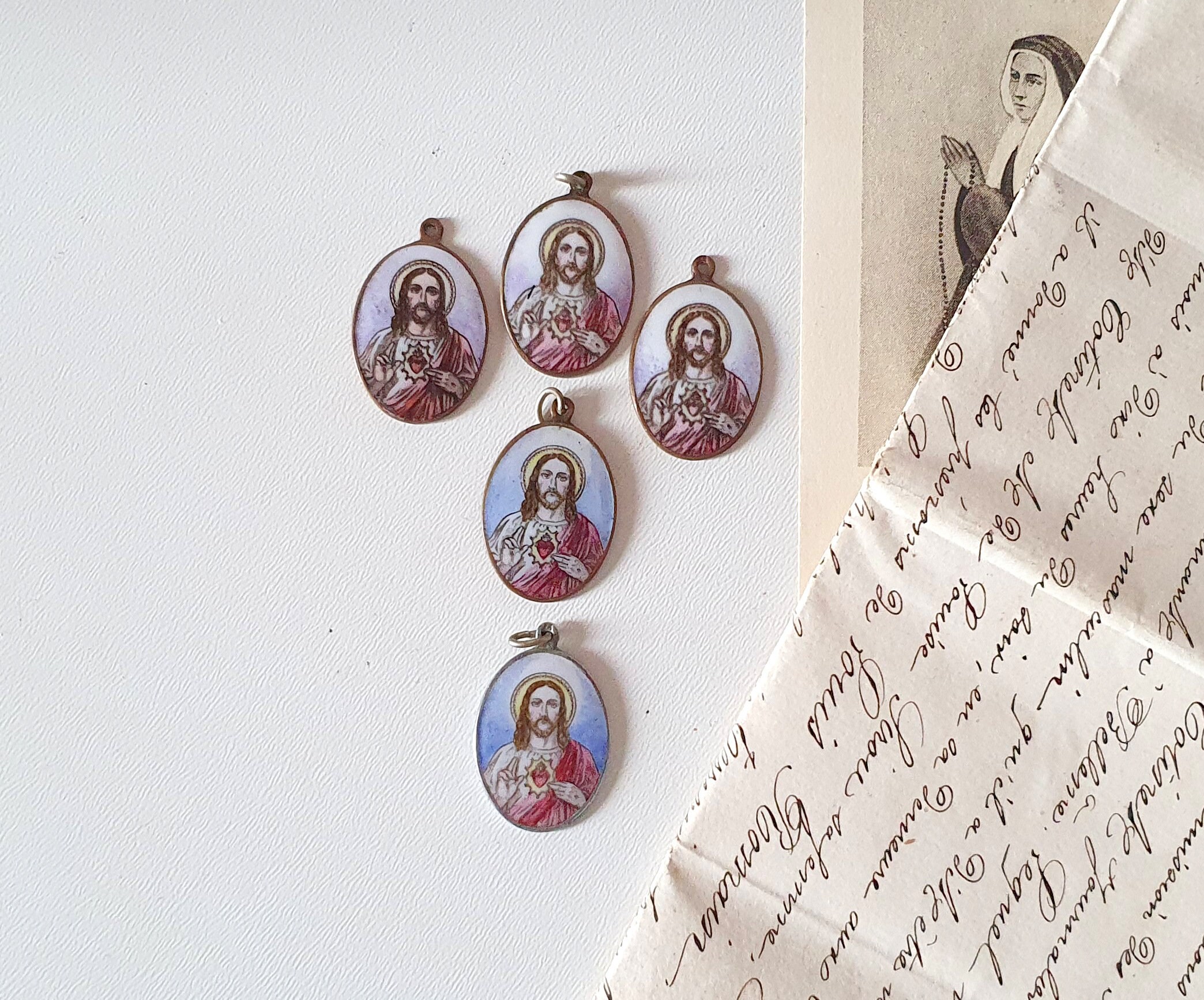 1 Médaille en Émail de Jésus Pendentif Cœur Flamboyant Français Médaillon Religieux