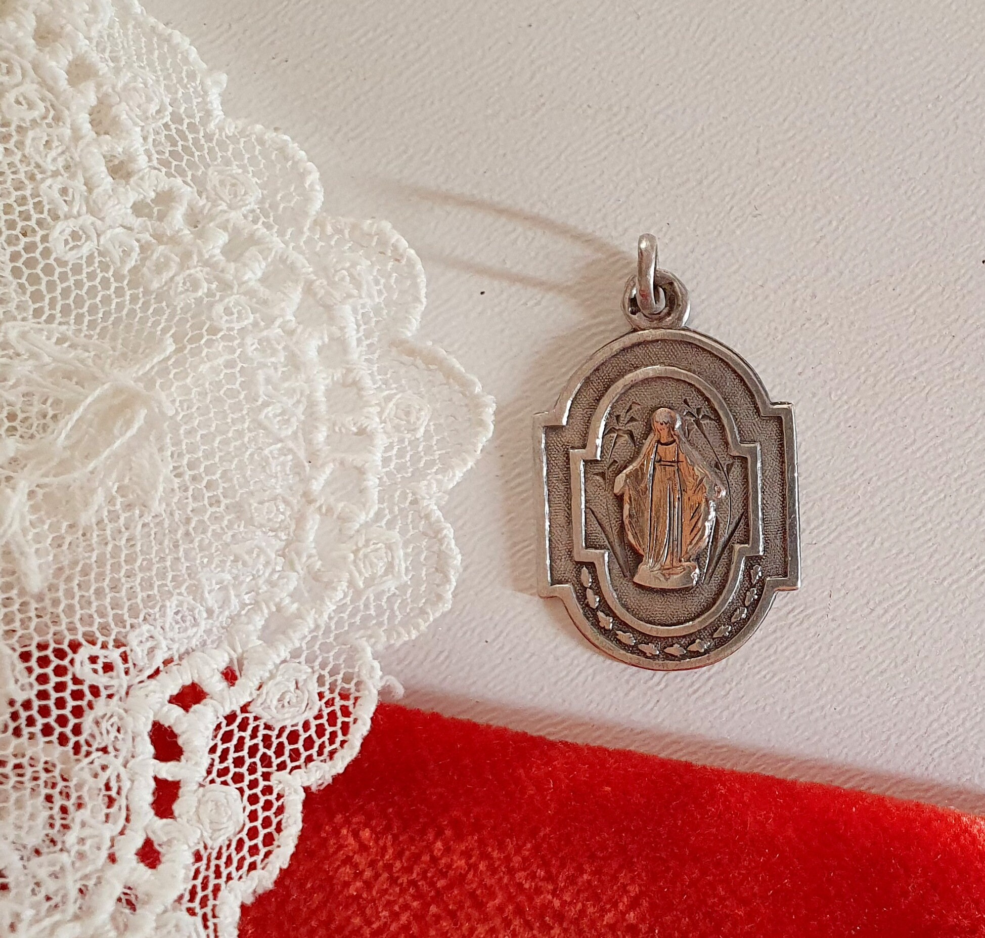 Médaille de La Vierge Miraculeuse en Argent Sterling Vintage Grand Collier de Dévotion Pendentif