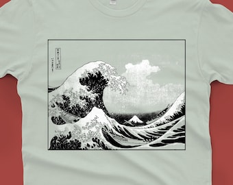 The Great Wave T-Shirt- Screen Printed Graphic Tee - Vintage Art Shirt - Japanese Art - Anime Top