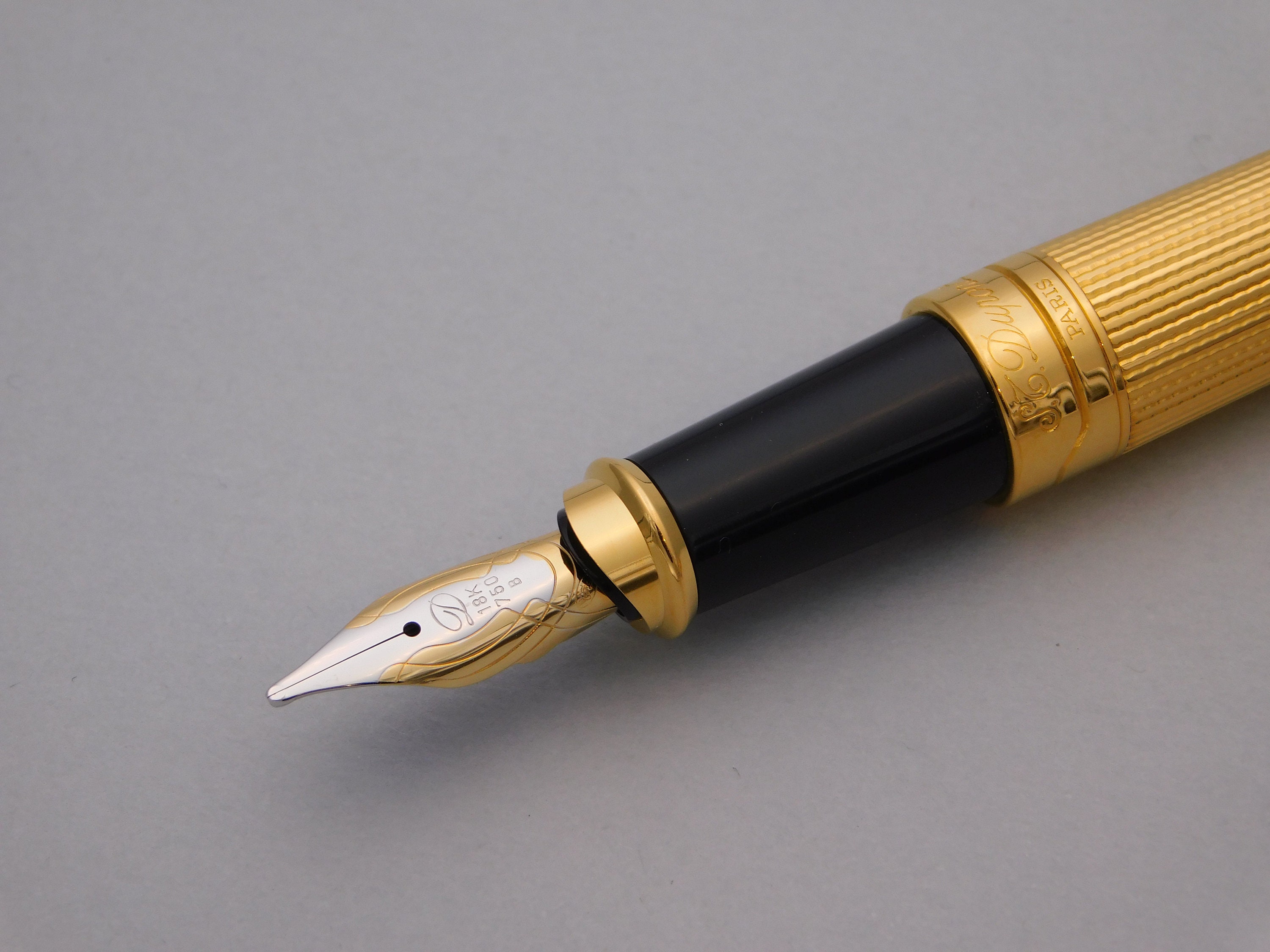 Vintage S.T. Dupont Olympio Fountain Pen With Barleycorn Vintage S.T. Dupont Olympio Fountain Pen With Barleycorn