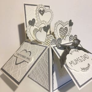 Nozze d'argento; matrimonio; San Valentino; amore; compleanno; 25° anniversario di matrimonio; Congratulazioni, anniversario di platino; 70°