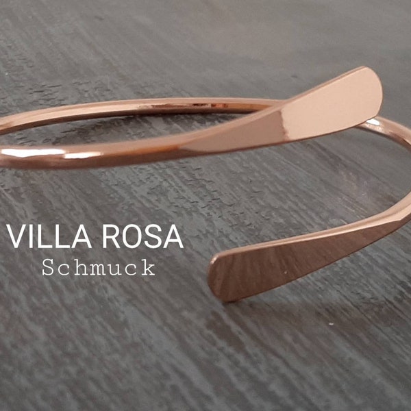 Armreif rosegold minimalistisch schlicht Messing plattiert rosé vergoldet Damenschmuck  Rosegoldschmuck