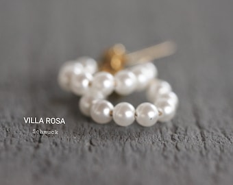 Freshwater pearl earring made of six small 3 mm freshwater pearls Gold jewelry Light and elegant earrings minimalist