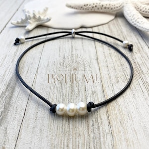 Adjustable Pearl Leather Necklace, Three Freshwater Pearls on Leather Cord, Boho Summer Casual Jewelry