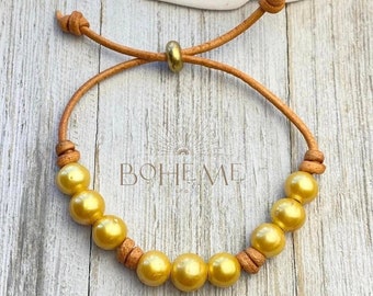 Yellow Gold Pearl Bracelet for Women, Boho Beach Stacking Bracelet, Adjustable Handmade Pearl on Leather Jewelry, Graduation Gift Idea