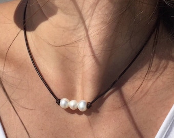 Women's Three Pearl Necklace, Unique Gift for Daughter, Petite Freshwater Pearls on Leather Cord, Boho Beach Jewelry, Choose your Leather