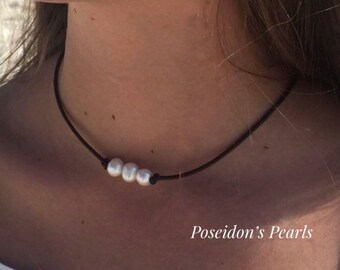 Summer Jewelry, Dainty Three Pearl Necklace, Sweet 16 Gift for Teenager, Trendy Jewelry for Teen Girl, Leather Necklace with 3 Pearls