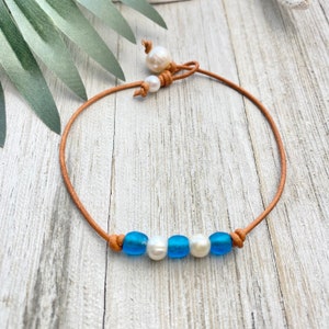 Dainty Pearl and Sea Glass Leather Bracelet, Beach Jewelry, Blue Sea Glass and White Pearls Women Bracelet, Stocking Stuffer for Women