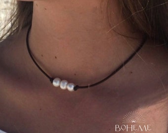 Pearl Choker Necklace for Women, Three Genuine Petite Pearls on Leather Necklace, Great Gift for Adult Daughter, Many Colors to Choose