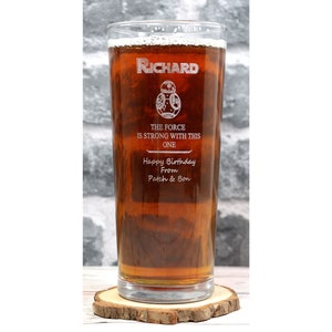 Personalised/Engraved Star Wars BB8 Pint Glass Gift for Birthday/Fathers Day/Christmas