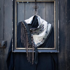 Gerecycleerde textielkraag, uniek stuk