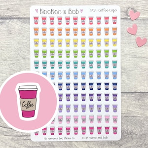 Op de afbeelding: Een vel met 179 kleurrijke koffiebeker stickers. De stickers zijn gerangschikt in rijen en kolommen, waarbij elke beker een andere kleur heeft. Het vel is gelabeld met "NooNoo & Bob" en "179 - Koffiebekers".