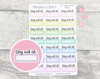 Könnte beinhalten: Ein Blatt mit pastellfarbenen Aufklebern mit dem Text "Day out at:" und einem leeren Feld zum Beschreiben. Die Aufkleber sind in verschiedenen Pastellfarben, darunter Rosa, Gelb, Grün, Blau und Lila. Der Text "NooNoo & Bob" und "277 - Days out at: Pastel" ist ebenfalls auf dem Blatt zu sehen.