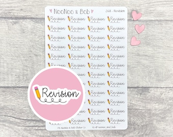 Op de afbeelding: Een vel stickers met een roze achtergrond en een potloodpictogram. De stickers zeggen "Revisie" in een handschriftlijk lettertype. Het vel bevat ook een grotere sticker met een roze achtergrond en een potloodpictogram waarop "Revisie" in een handschriftlijk lettertype staat.
