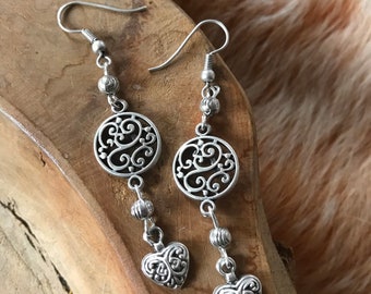 Boucles d’oreilles longues ethniques