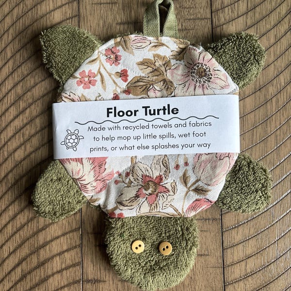 Floor turtle towel