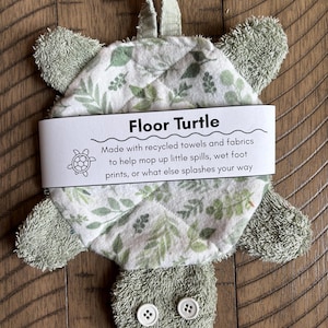 Floor turtle towel