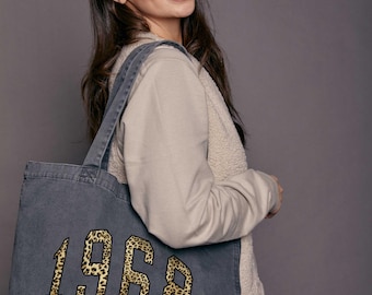 Bolso tote vintage con estampado de leopardo y año universitario personalizado
