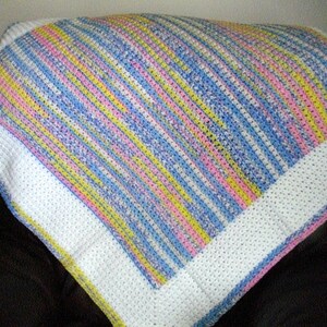 Crochet Pattern Cuddly Baby Blanket image 1