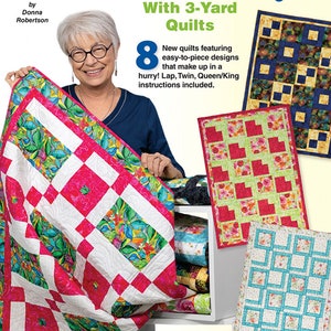 Pode incluir: Uma capa de livro com o título "Make It Easy With 3-Yard Quilts" e uma mulher segurando um edredom. A capa do livro apresenta uma foto de oito edredons em várias cores e padrões. O texto na capa diz "Novos edredons com designs fáceis de montar que se fazem num piscar de olhos! Instruções para os tamanhos: solteiro, casal, queen/king incluídas."