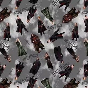Personajes de Harry Potter en tela gris cortada a medida de Benartex Fabrics cortada a medida y Harry Potter Fat Quarters