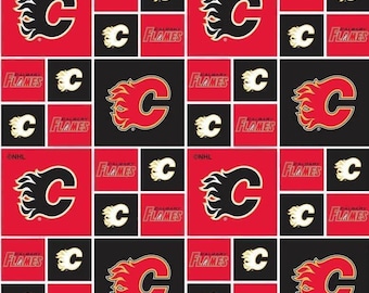 Tecido de algodão com estampa do Calgary Flames da NHL / Face Off (vendido por metro) / Sykel Hockey Fat Quarters e tecidos por metro