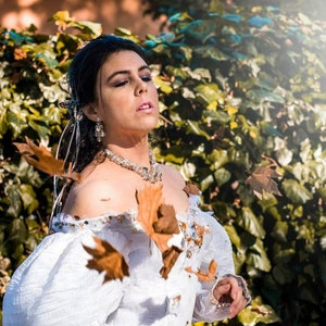 Sarah Labyrinth cosplay at the masquerade ball