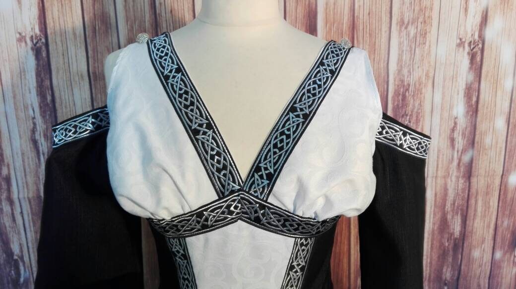 Abito celtico da sacerdotessa fantasy - Etsy Italia