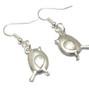 Silver Robin Earrings, Wildlife Bird Earrings, Sterling Silver Earrings, Cute Bird Charm Drop Earrings, Robin Redbreast Pendant earrings