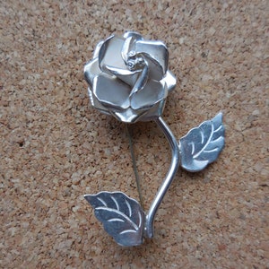 Vintage Taxco Rose Pin in Perfect Like New Condition Sterling Silver