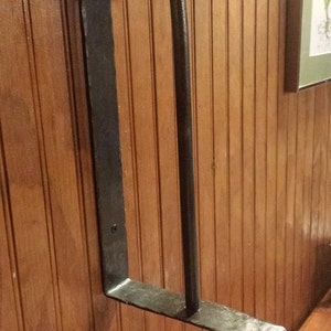 Handsmidd, väggmonterad pappershanddukshållare