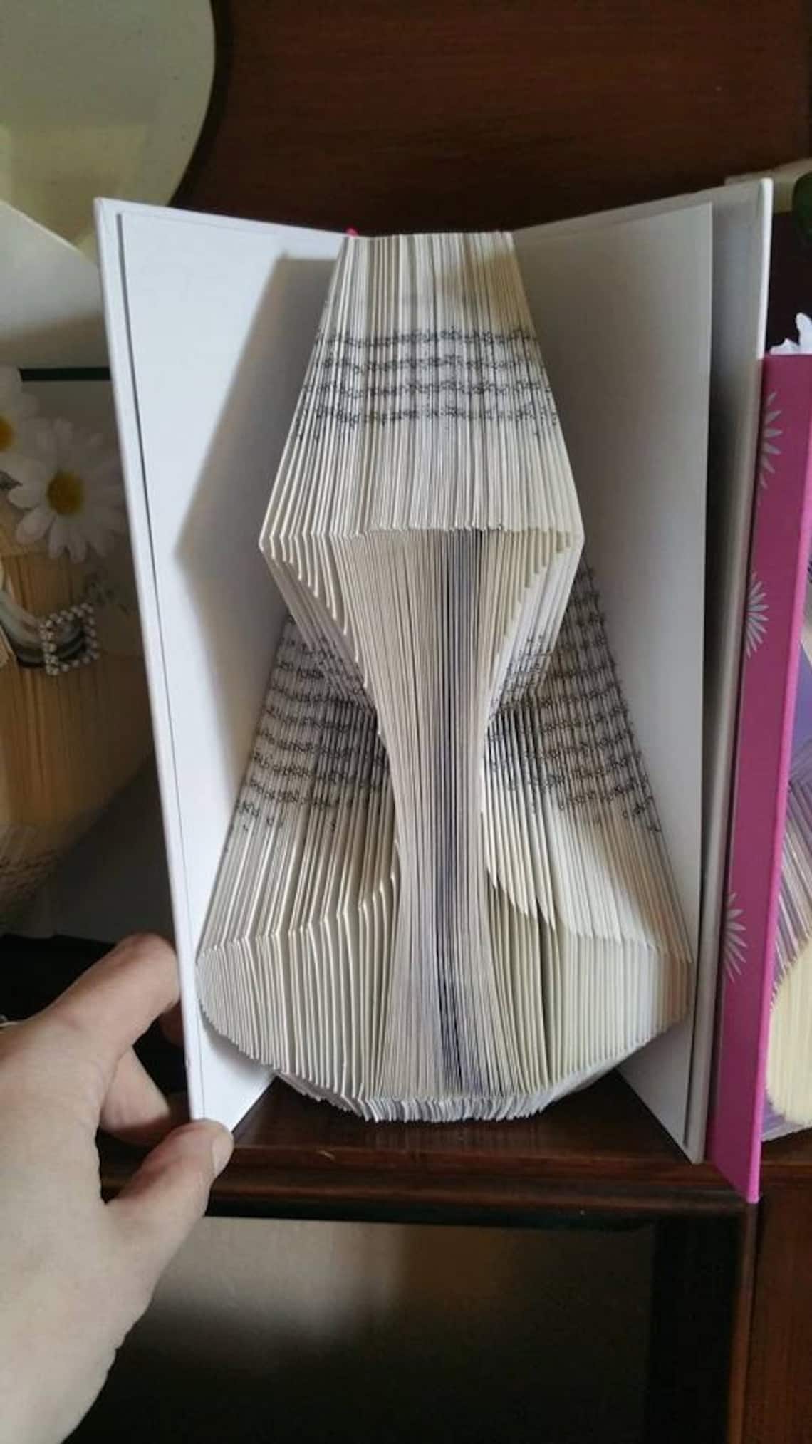 150 Fold Tall Vase Book Folding Pattern - Etsy