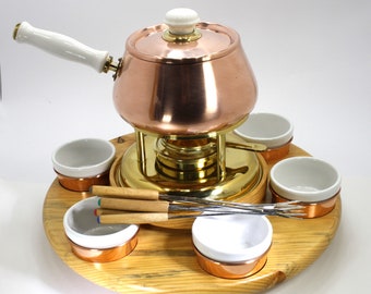 Juego de fondue/olla de cobre vintage con soporte de latón y base giratoria de madera. Nuevo. #25