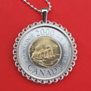 2000 Canada 2 Dollars BU Unc Coin Solid 925 Sterling Silver Necklace - A Female Polar Bear and Her Two Cubs at the Edge of an Ice Floe