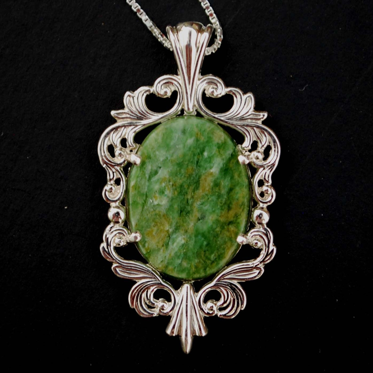 Gorgeous Wyoming Jade 925 Sterling Silver Necklace | Etsy