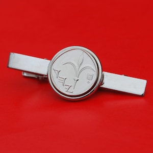 2006 Israël 1 Nieuwe Sheqel BU Uncirculated Coin Silver Plated Tie Clip Bar Pin NIEUW - Lily