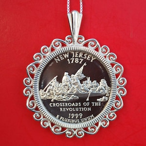US 1999 New Jersey State Quarter 90% Silver Proof Coin Solid 925 Sterling Silver Necklace w. 18&quot; Sterling Silver Chain NEW