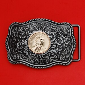 US 2009 ~  Sacagawea Small Dollar BU Unc Coin Silver Tone Belt Buckle NEW - Beautiful Western Scroll Design - Sacagawea with Baby