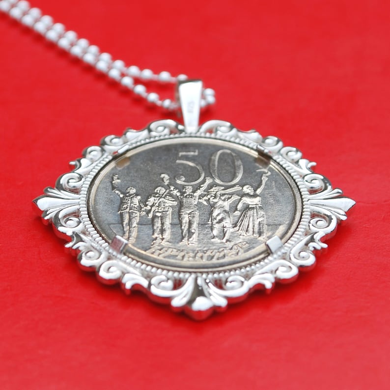 Lion 1977 Ethiopia 50 Cents BU Uncirculated Coin Solid 925 Sterling Silver Necklace NEW